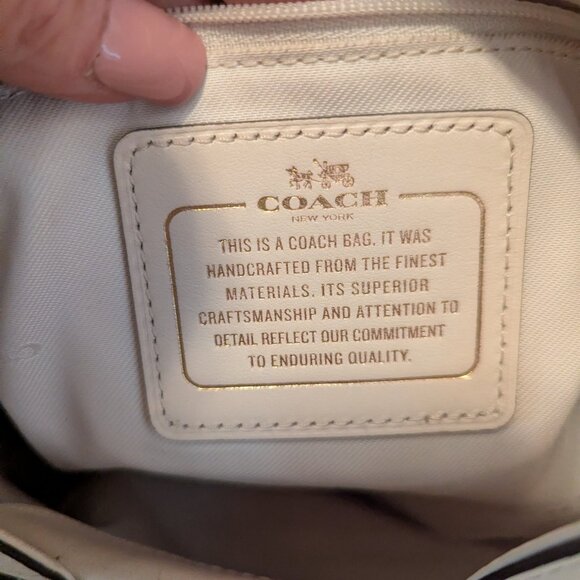 Coach Edie Shoulder Bag 31 In Croc Embossed Leather - Picture 11 of 15